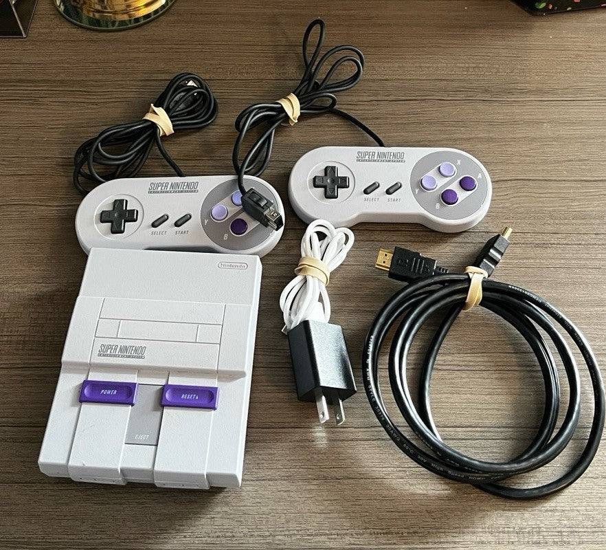 Nintendo Classic Mini SNES Game Console Gray W/ 2 Controllers